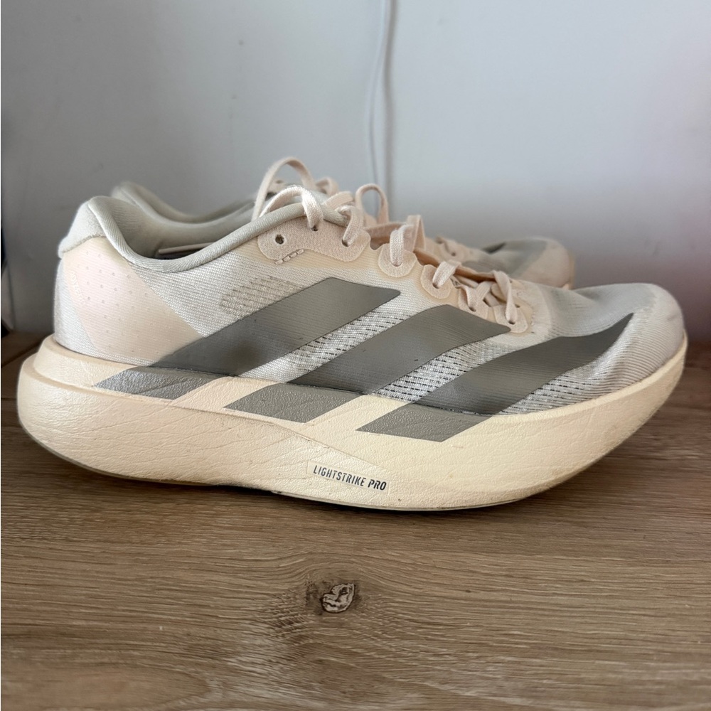 Adidas Evo SL Women’s Size 6.5 Athletic Sneakers - Picture 3 of 8